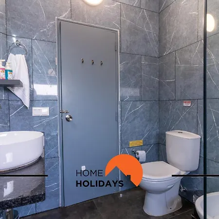 #268 Marvellous Sapphire * Αλμπουφέιρα