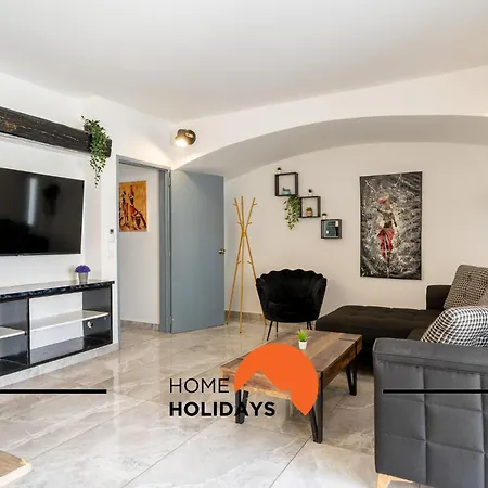 #268 Marvellous Sapphire Βίλα