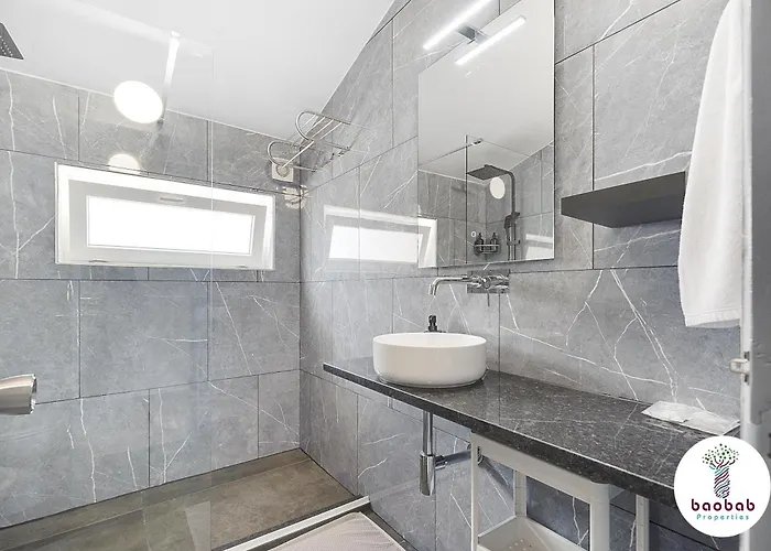 #268 Marvellous Sapphire