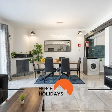 #268 Luxury Pool & Views Вилла